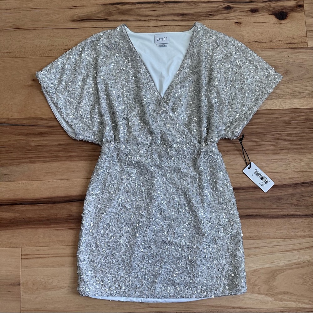 Saylor Tory Silver Short Sleeve Silver Sequin Mini Dress XSmall NWT - Picture 8 of 16